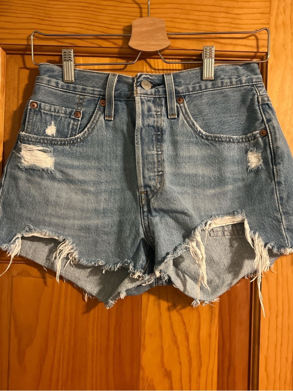 Levi’s 501 High-Rise Distressed Denim Shorts - Light Blue